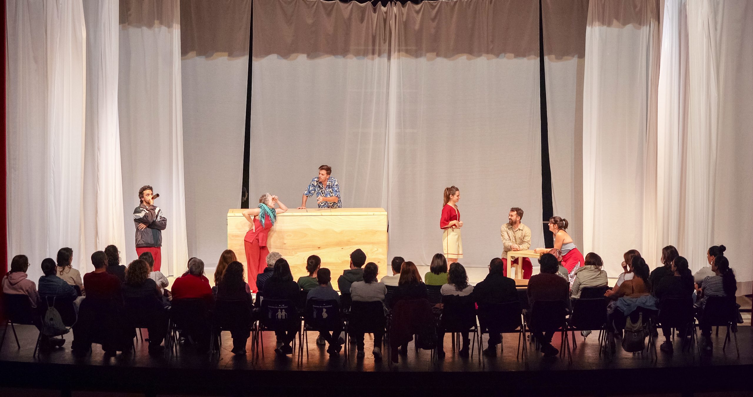 Apertura del proceso creativo al público